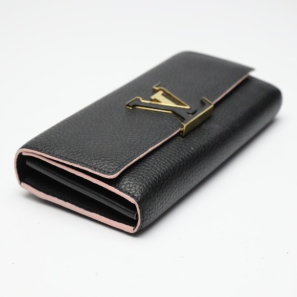 LOUIS VUITTON Black Wallet - Picture 3 of 4